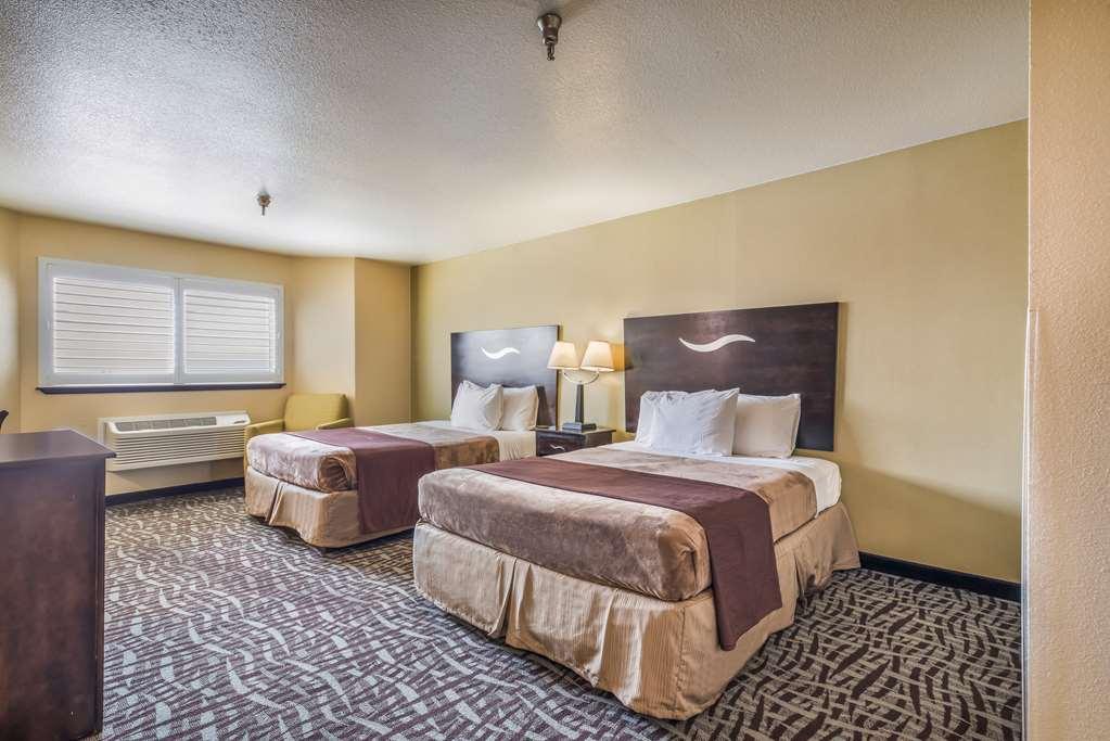 Pacific Drift San Francisco Pacifica Motel Room photo