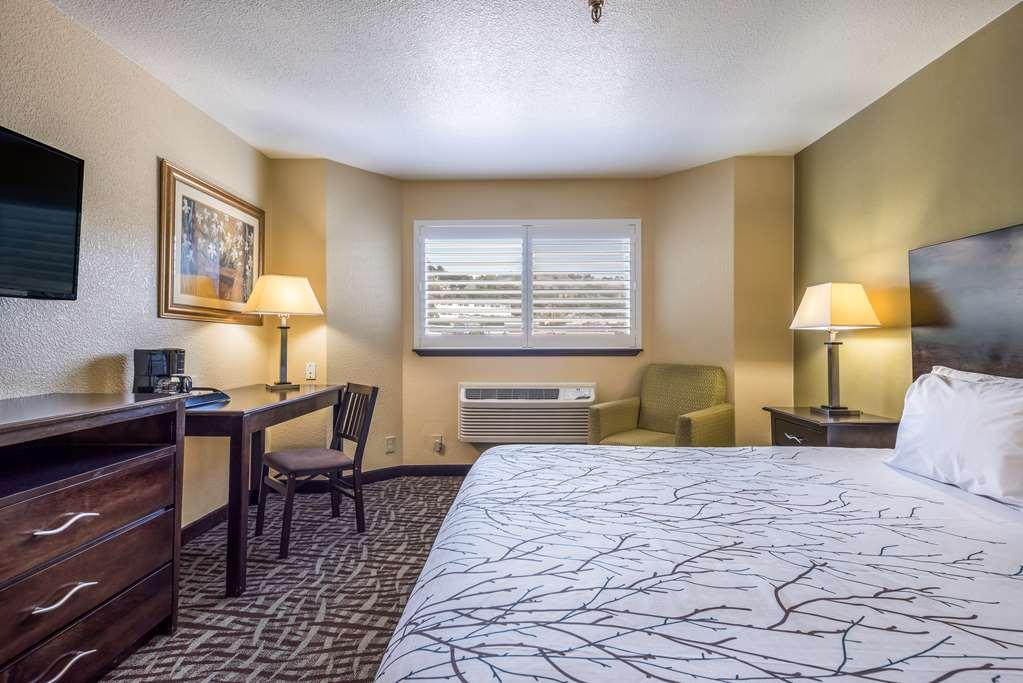 Pacific Drift San Francisco Pacifica Motel Room photo